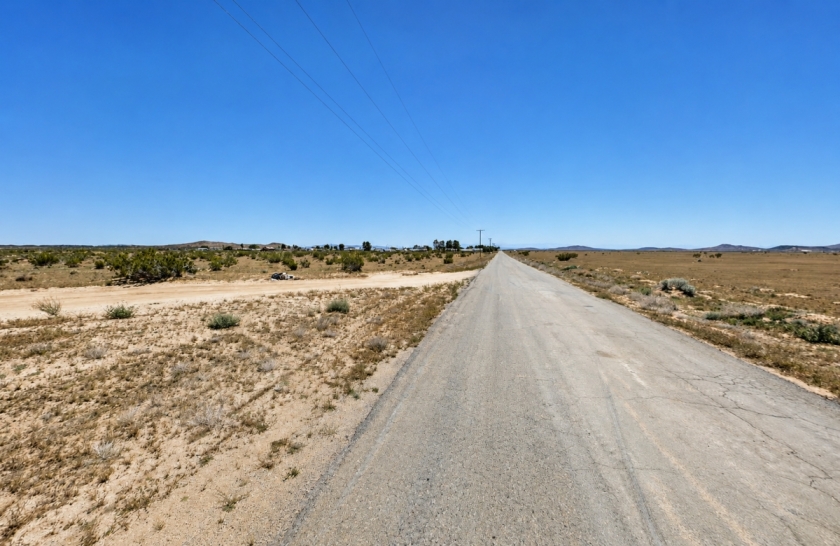 1.25 Acres for Sale in California City, California