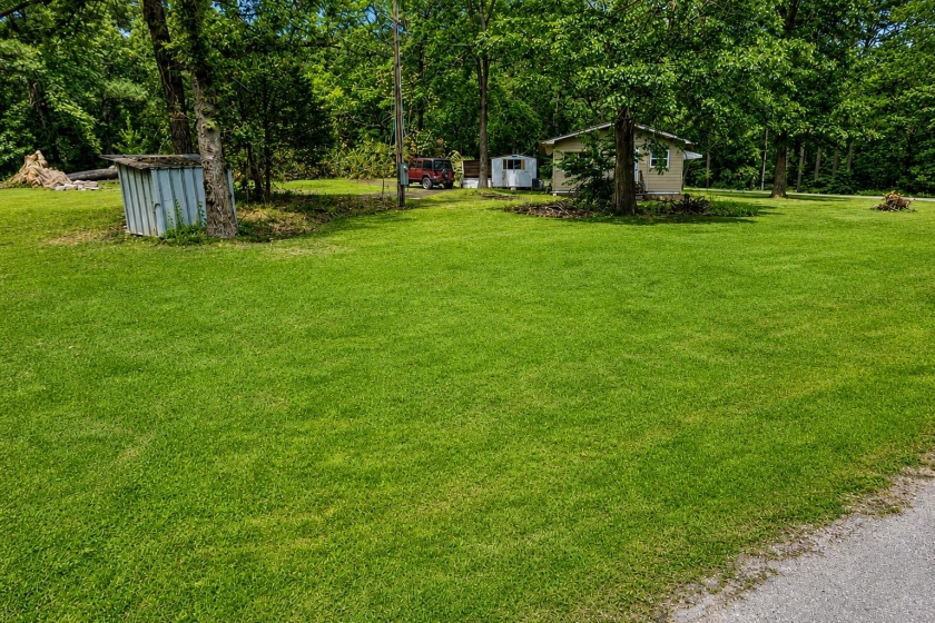 Cherokee Village (Near Lake Chanute), AR Land for Sale: 0.4 Acres with Paved Access & City Utilities