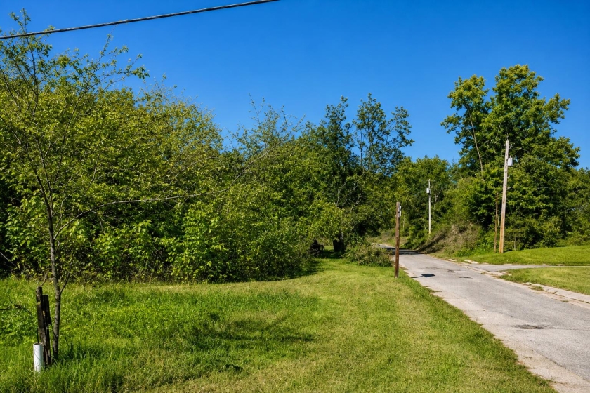 Helena-West Helena, AR Land for Sale: 0.31 Acres with Paved Access & City Utilities