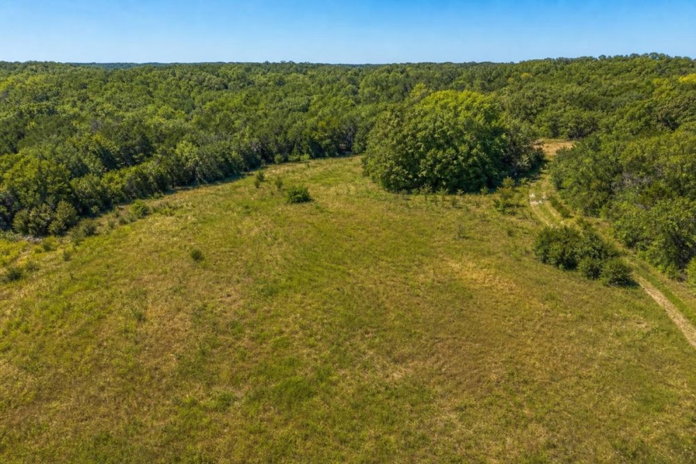 Additional listing image for 220 Como Circle land in Interlachen, Florida