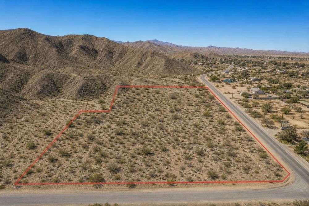 Listing image associated with the Palmdale, California vacant land parcel LC25758