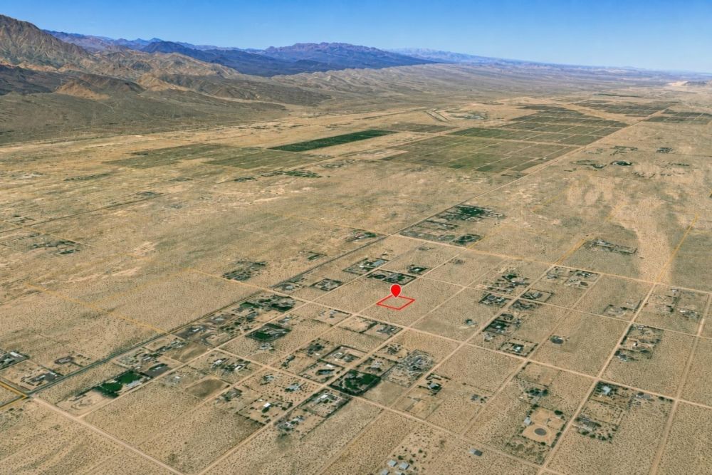 Supporting listing image for the 2.14-acre Newberry Springs, California land parcel