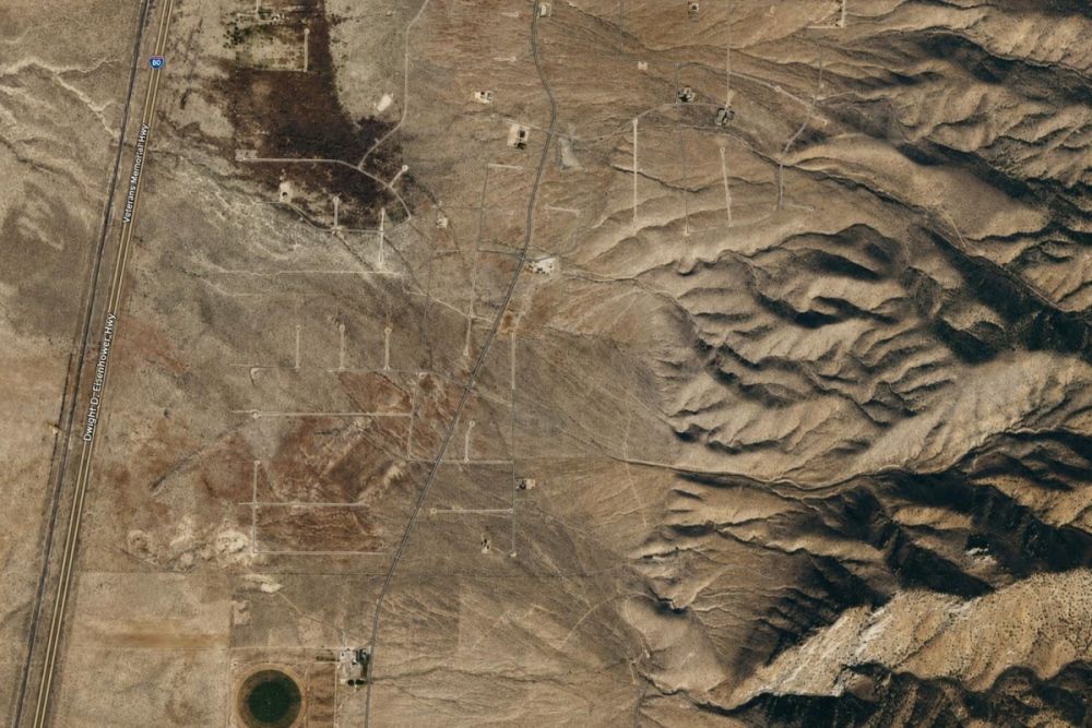 Road and terrain context for the 1.5-acre Lovelock, Nevada land listing