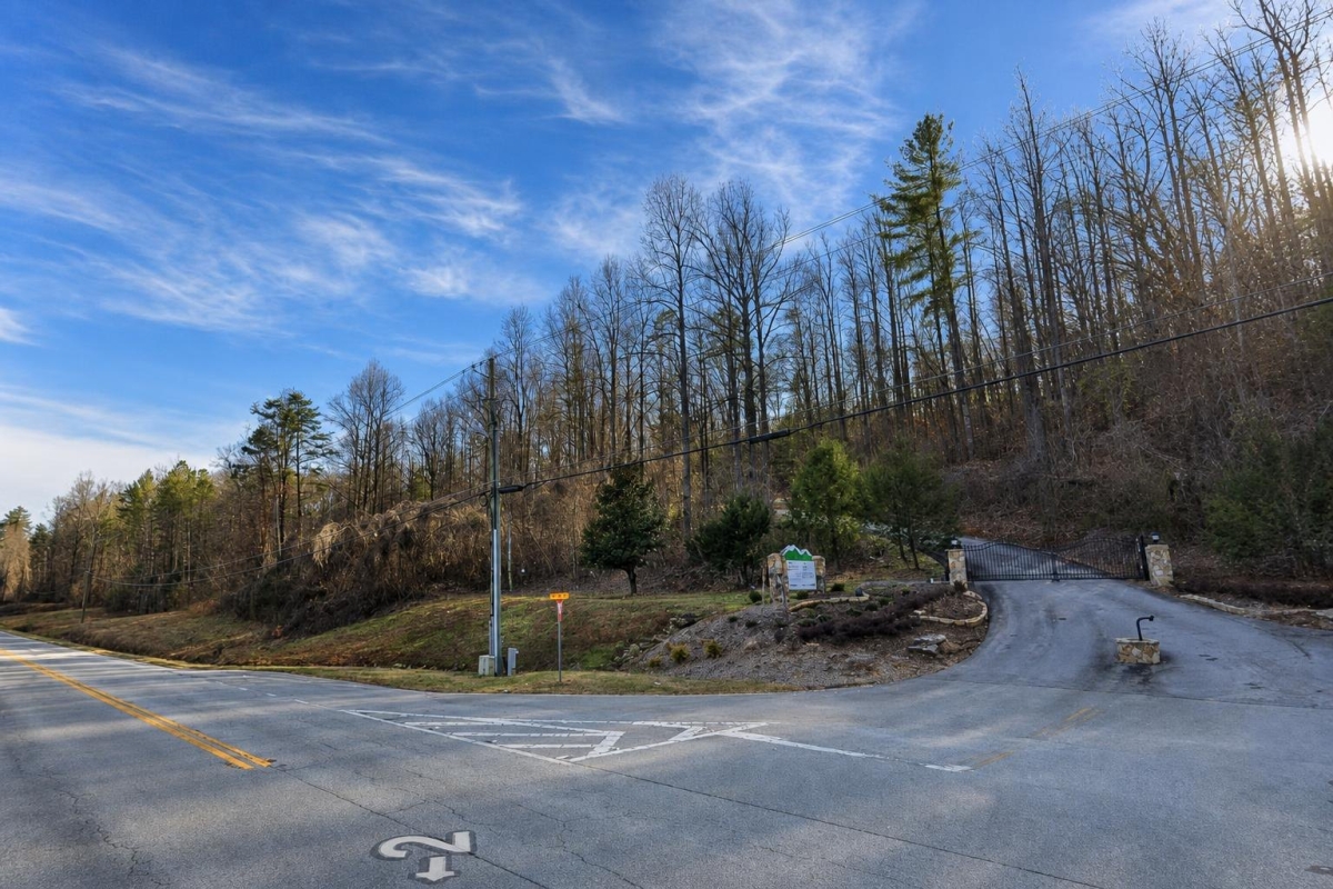 Clayton, GA Land for Sale: 0.36 Acres with Paved Access & City Utilities