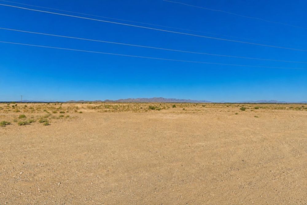 Listing image for 10-acre land parcel in Blythe, California