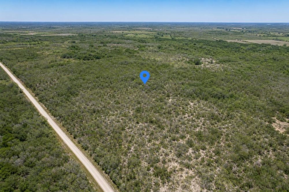 Listing image for parcel 10399681 at 1066 Baird Street East
