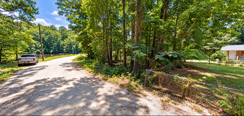 Off-Market Deal in Georgia! Cheap Lot for Only $3,800— Paved Road Access & Mobile Homes Allowed.