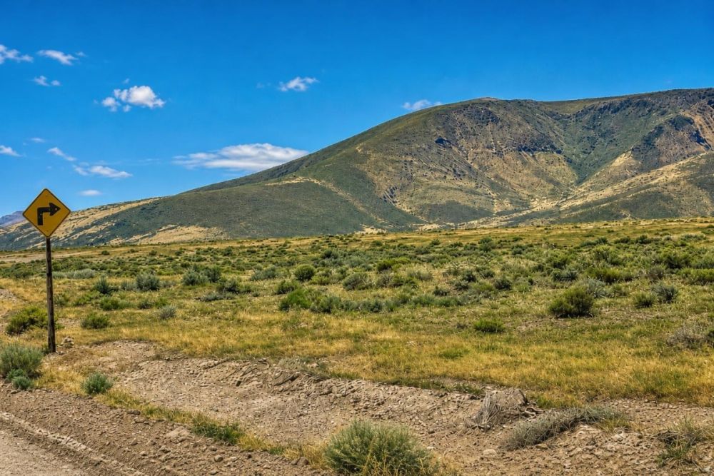 Roadside mountain landscape image associated with the Lovelock, Nevada land listing